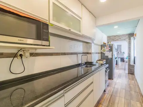 Avenida Burgues 3800