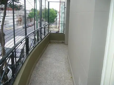 Depto Tipo Casa en Alquiler de 2 ambientes