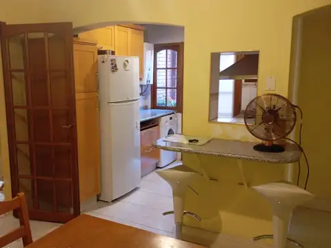 CASA+ DOS DEPTOS, B° JARDÍN SERRANO, GODOY CRUZ