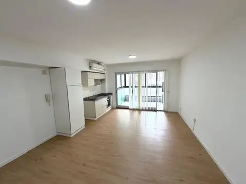 ALQUILER DEPARTAMENTO DOS AMBIENTES BELGRANO CON PARRILLA PROPIA.