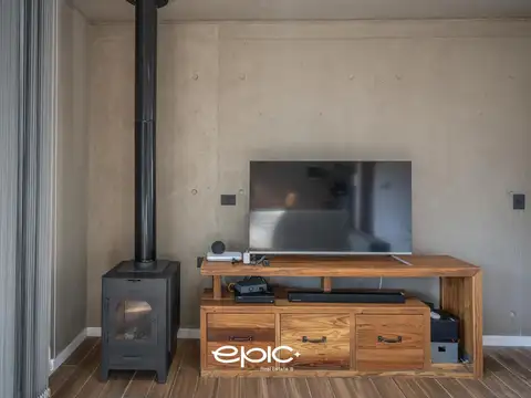 Casa 3 ambientes con 1 baño