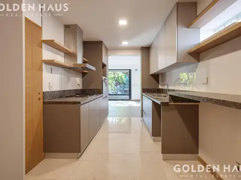 Departamento en Venta con 2 cocheras