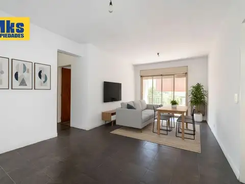 ¡Disfruta de tu próximo 4 ambientes al frente en el centro de Flores!