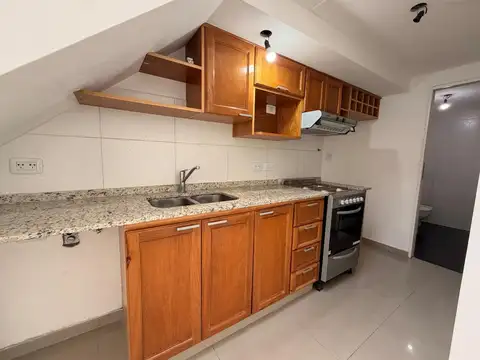 Alquiler, 3 Amb Tipo Duplex, 2 Baños, Interno. Opc Cochera