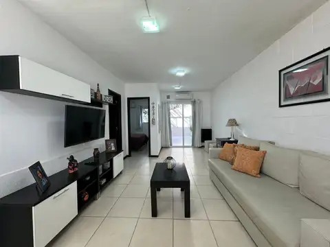 Depto 2 ambientes piscina climatizada Pinamar