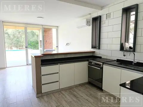 Casa en Alquiler al Oeste