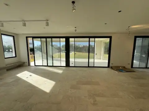 Casa en Venta de 5 dormitorios