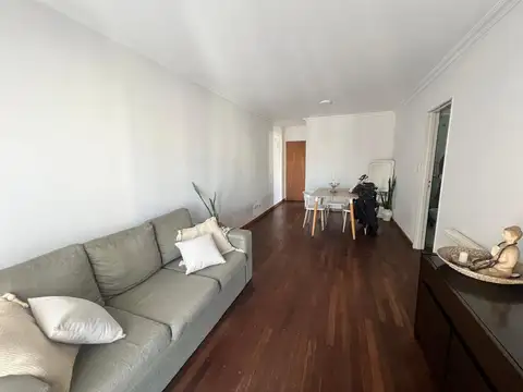 Departamento 5 ambientes con 2 baños