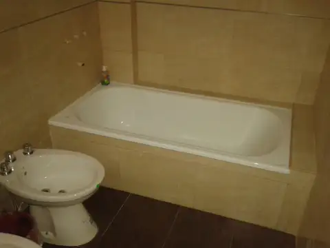 EN VENTA DEPARTAMENTO 2 AMBIENTES A ESTRENAR EN PLANTA BAJA AL FRENTE - FICHA 7020