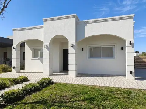 Casa en venta en San Ramon Pilar del Este