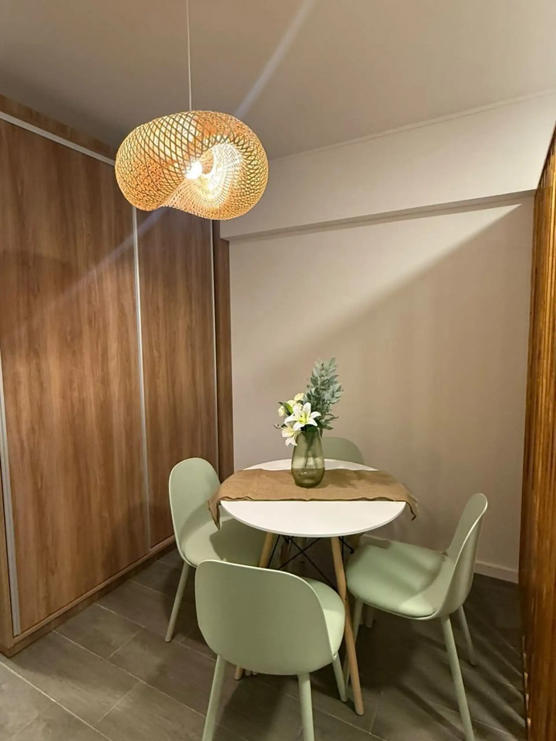 Depto 1 amb, 23m² con balcón francés — Plaza Colon