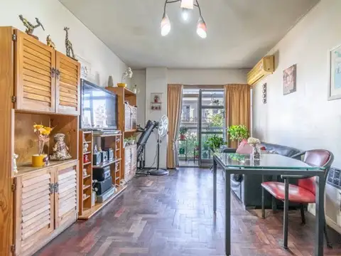 Billinghurst 500 , Piso 6