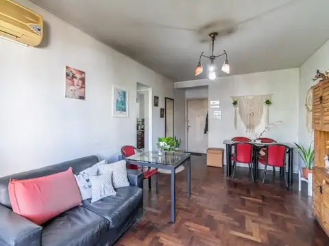 Almagro 3 dormitorios piso alto oportunidad