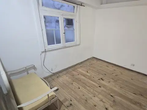 Departamento en Venta en Parque Rivadavia, USD 79.000