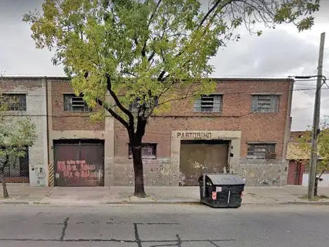 Galpon en Venta en Pompeya, USD 860.000