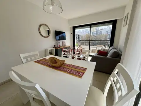 Falucho 1300, Piso 6