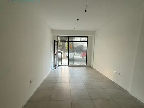 Local en Alquiler en Echesortu, $ 550.000