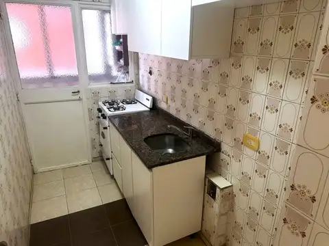 Oficina 2 ambientes con 1 baño