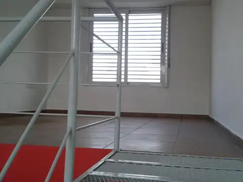 Departamento en Alquiler en Valentín Alsina, $ 750.000