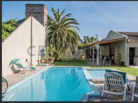 VENTA CASA MORENO CENTRO 540 MTS