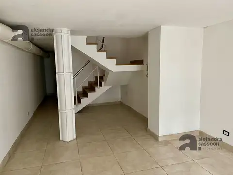 Local en Alquiler 60 años