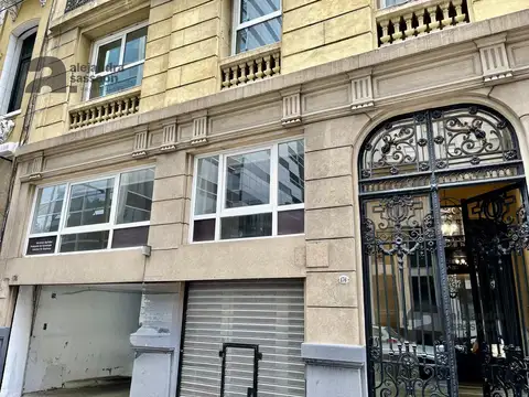 EXCELENTE LOCAL CON OFICINAS! A PASOS DE PUERTO MADERO