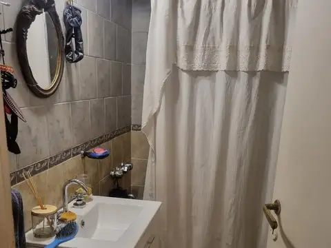 Departamento tipo casa en venta en Haedo Norte