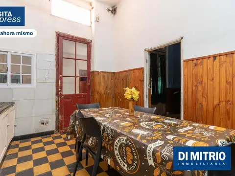 Casa en Venta con 1 cochera
