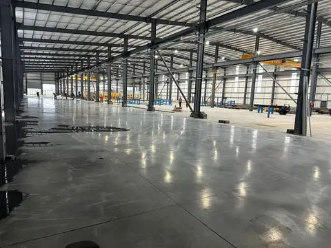 Depósito en Alquiler de 6.000 m2 en Parque Industrial Campana