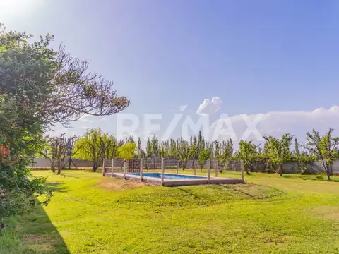 La Esperanza 2700