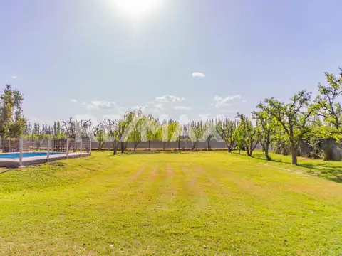 Casa quinta 5 hectareas en venta - Fernández Oro