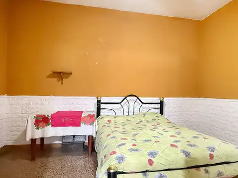 VENTA CASA 3 AMB I CASANOVA LOTE 300 M2 C/ PARRILL