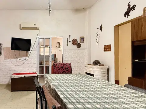 Casa en Venta en Isidro Casanova, USD 75.000