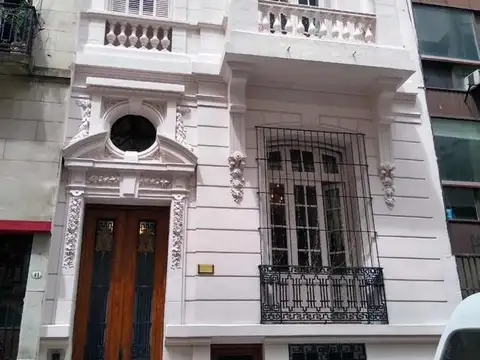 Edificio Comercial en venta - 6 Dormitorios 6 Baños - 400Mts2 - San Nicolás