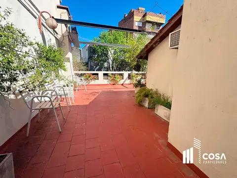 Venta Casa 3 dormitorios más playroom con terraza exclusiva y cochera Abasto Rosario