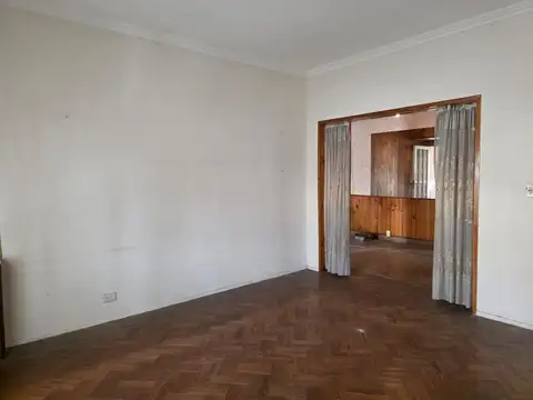 Casa en Venta en Villa Pueyrredón, USD 220.000