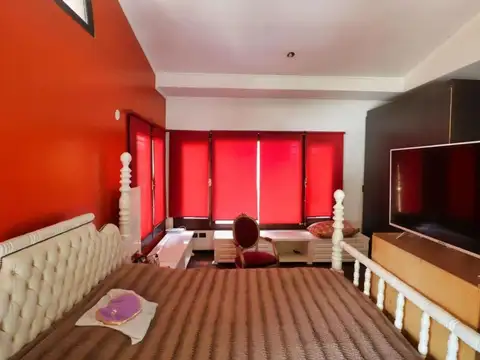 Alquiler casa 6 ambientes c/pileta
