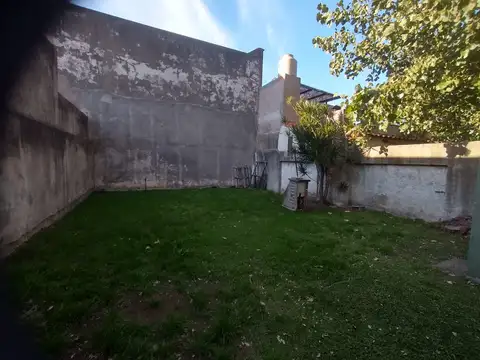 Local en Venta en Castelar Sur, USD 450.000