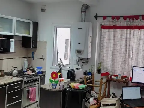 Depto Tipo Casa en Venta en Colegiales, USD 180.000