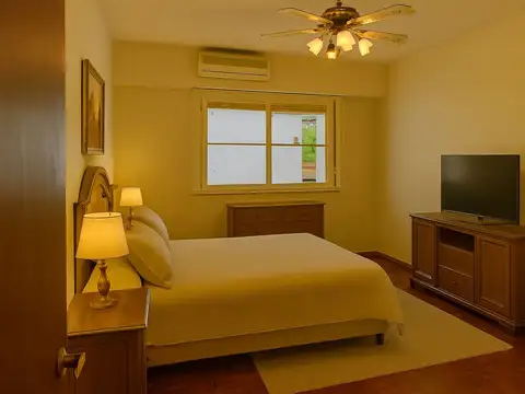 Depto Tipo Casa en Alquiler de 3 ambientes