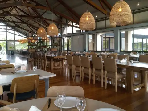 Avenida Santa María de las Conchas 4000