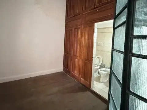Depto Tipo Casa en Venta de 5 ambientes