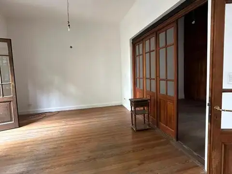 Depto Tipo Casa en Venta 70 años