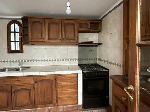 Depto Tipo Casa 5 ambientes con 2 baños