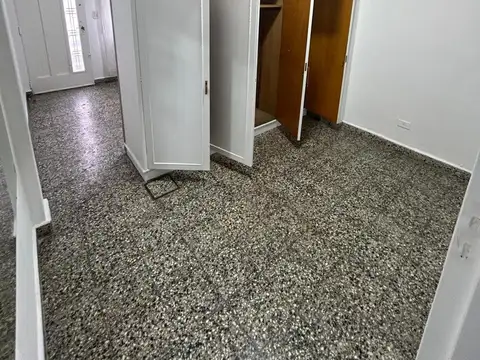 PH 2 AMB. EN PLANTA BAJA CON PATIO.