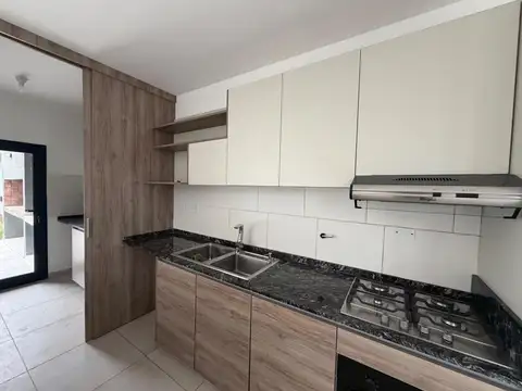 Depto Tipo Casa en Venta en Mansos Tierra Del Sur, USD 270.000