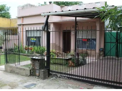 En venta, Hermosa Casa en Parque San Martín, Merlo.