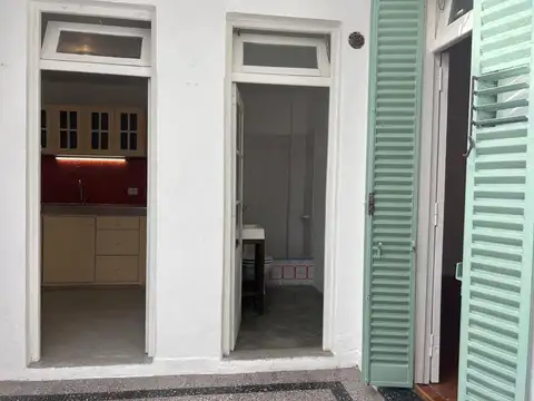 Depto Tipo Casa 2 ambientes con 1 baño