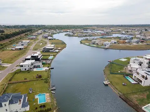 Terreno en Venta en Berazategui, USD 78.000