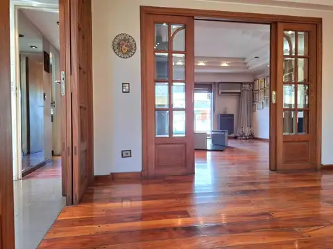 Senador J.Pallares 2500